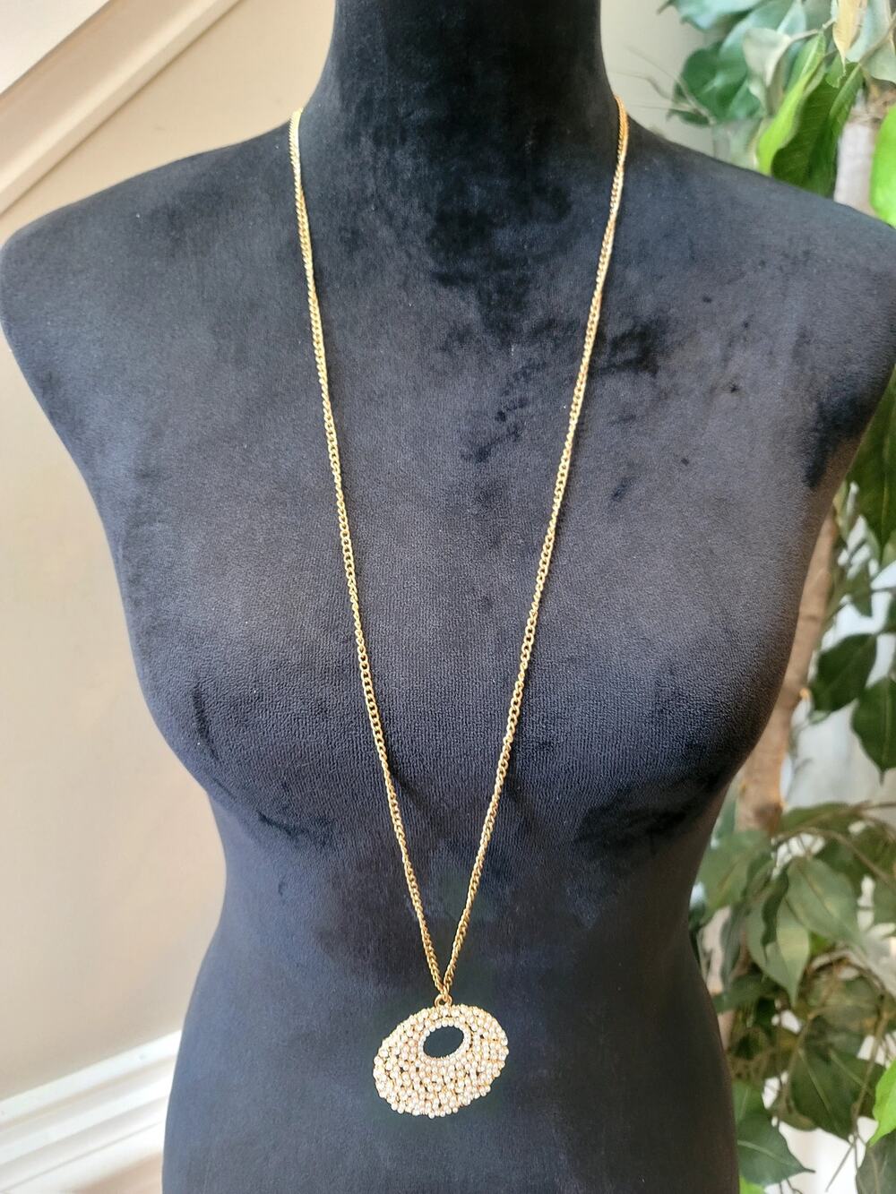Vintage Gold Tone Long Pendant Necklace White Rhinestone Oval Statement Charm